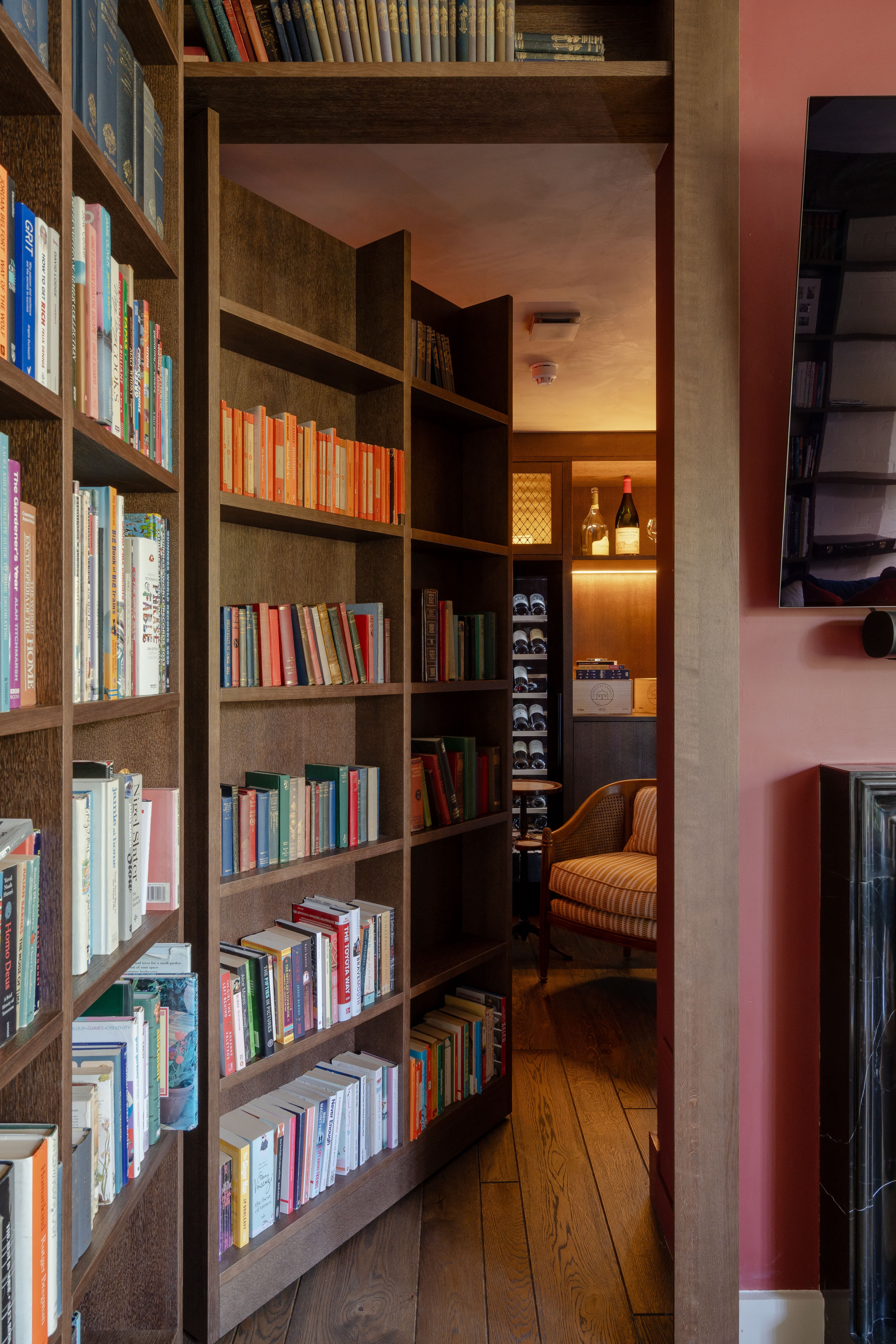 Barnsbury Square — detail — set 3